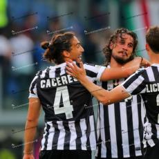 Caceres-Lichtsteiner_9078