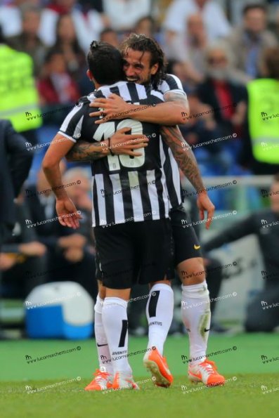 Osvaldo-Tevez_8924