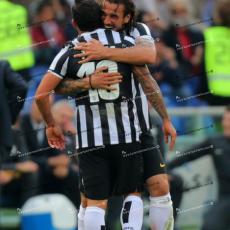 Osvaldo-Tevez_8924